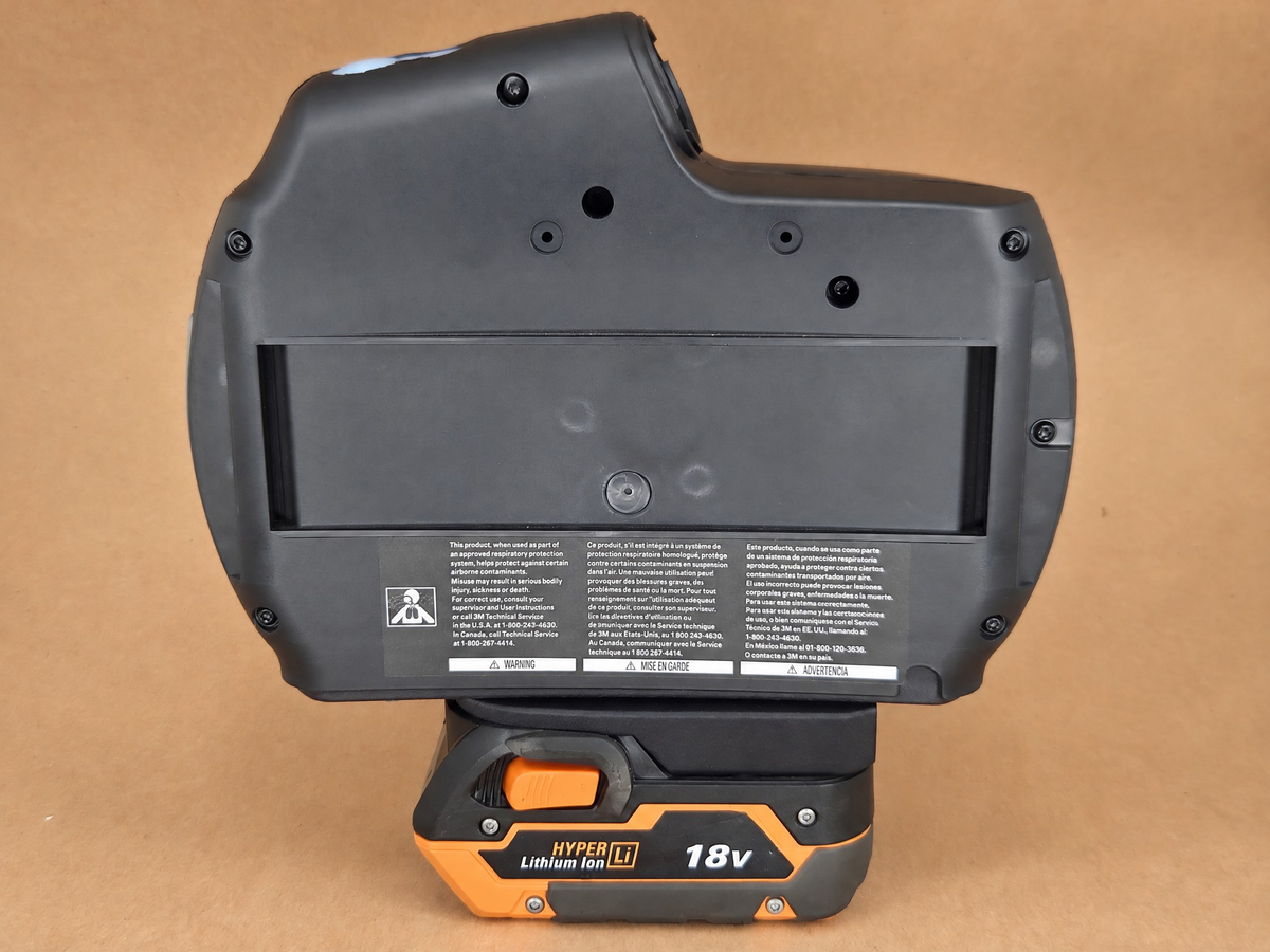 RIDGID AEG 18V Adflo adapter - rear view of the blower with RIDGID pack installed - rear view